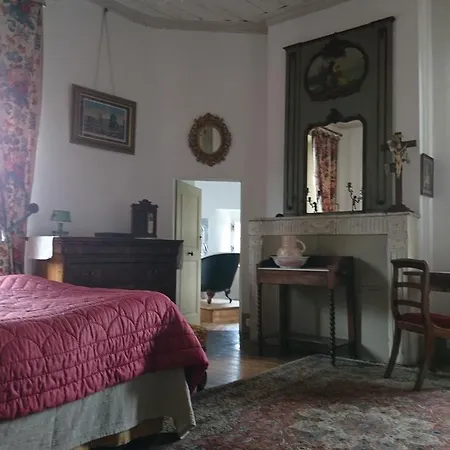 Chateau De Durianne לינה וארוחת בוקר 3*